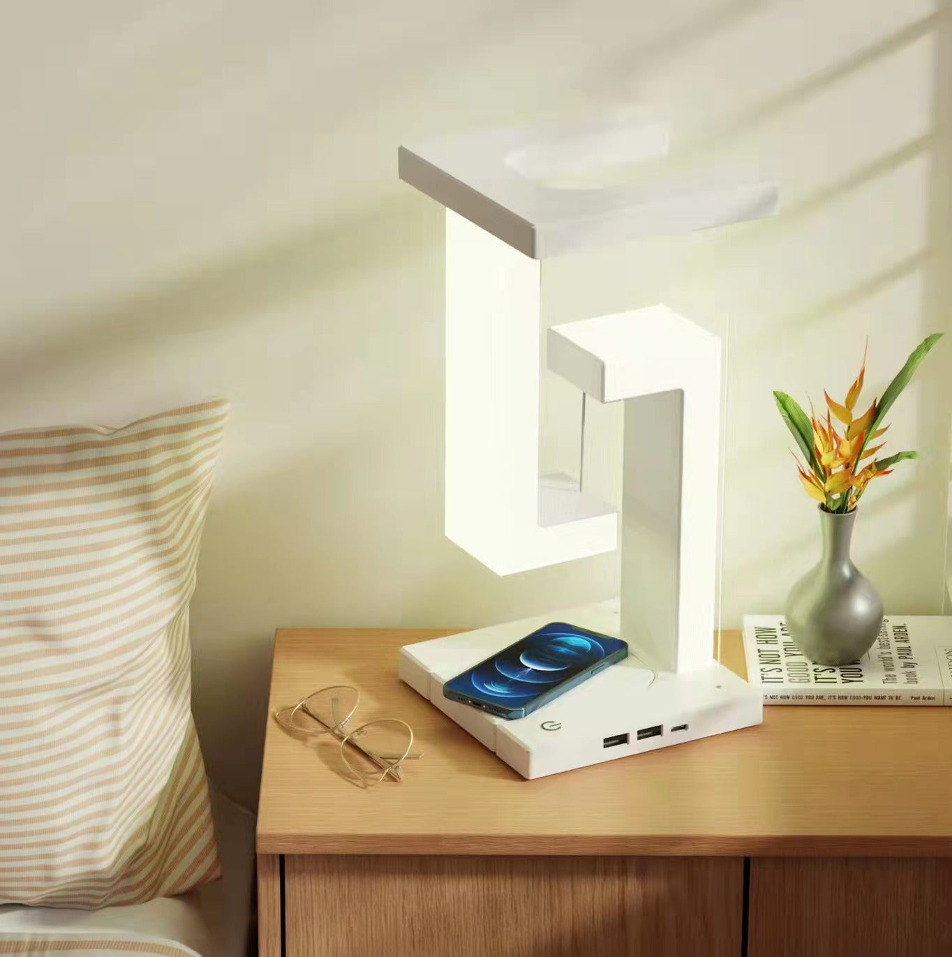 MyLamp - Magnetische Schreibtischlampe mit Wireless Charger
